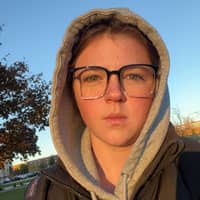 Sitter Profile Image: Taylor S.