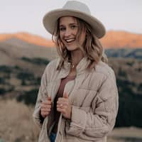 Sitter Profile Image: Breena R.