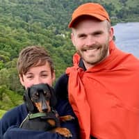 Sitter Profile Image: Holly F.