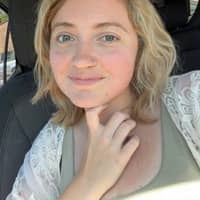 Sitter Profile Image: Ashley J.