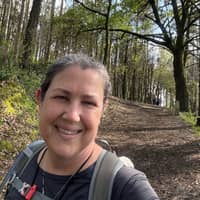 Sitter Profile Image: Lynne C.