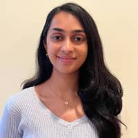 Sitter Profile Image: Nina K.