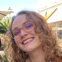 Photo de profil du pet sitter : Emeline v.