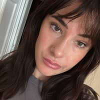 Sitter Profile Image: Nikki D.