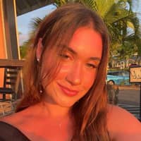 Sitter Profile Image: Deanna A.