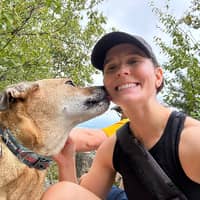 Sitter Profile Image: Julia H.