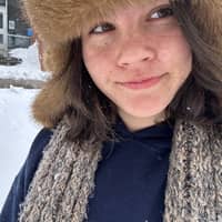 Sitter Profile Image: Jolie B.