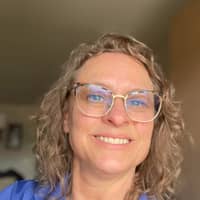 Sitter Profile Image: Tracy A.