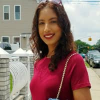 Sitter Profile Image: hemwattie R.