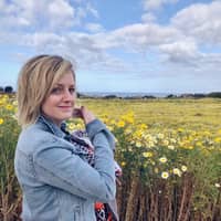 Sitter Profile Image: Emily H.