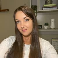 Sitter Profile Image: Michelle L.