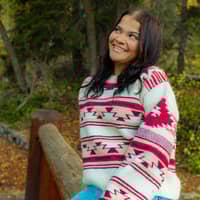 Sitter Profile Image: Mia A.