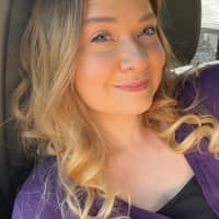 Sitter Profile Image: Ashleigh S.