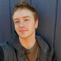 Sitter Profile Image: Elliott C.