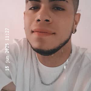 Sitter Profile Image: Andres Felipe H.