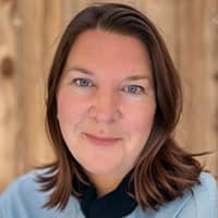 Sitter Profile Image: Therese M.