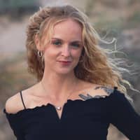 Sitter Profile Image: Hollie C.