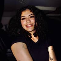 Sitter Profile Image: Isabella B.