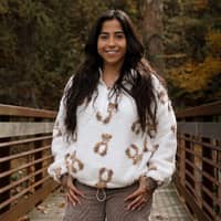 Sitter Profile Image: Melissa V.