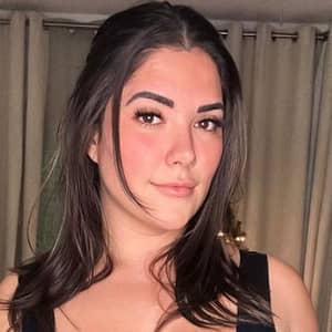 Sitter Profile Image: Cynthia V.