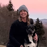 Sitter Profile Image: Bailey K.