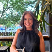 Sitter Profile Image: Hannah H.