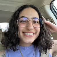 Sitter Profile Image: Isabel A.