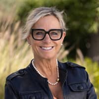 Sitter Profile Image: Claudia W.