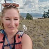 Sitter Profile Image: Laura S.