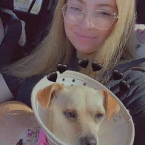 Sitter Profile Image: Taylorann V.