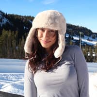 Sitter Profile Image: Aileen V.