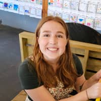 Sitter Profile Image: Abbie A.