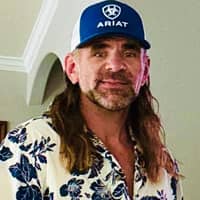 Sitter Profile Image: Marcel R.