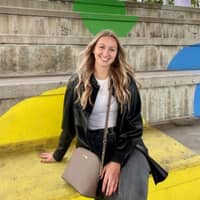 Sitter Profile Image: Jordyn W.