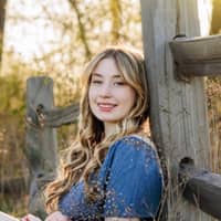 Sitter Profile Image: Grace H.