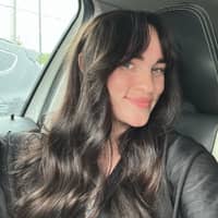 Sitter Profile Image: Raelynn F.