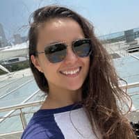 Sitter Profile Image: Izabella X.