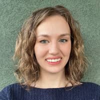 Sitter Profile Image: Serina M.