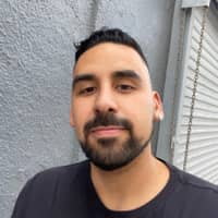 Sitter Profile Image: Guillermo P.