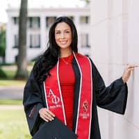 Sitter Profile Image: Lauren G.