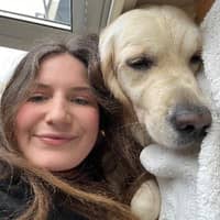 Sitter Profile Image: Laura m.