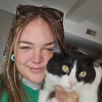 Sitter Profile Image: Lauren S.