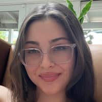 Sitter Profile Image: Annelliese D.