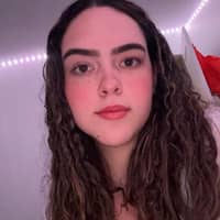 Sitter Profile Image: Maia A.