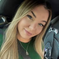 Sitter Profile Image: Ashley W.