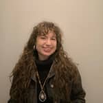 Sitter Profile Image: Léane B.