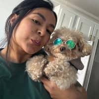 Sitter Profile Image: Carolina G.