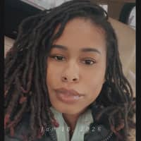 Sitter Profile Image: Enaes A.