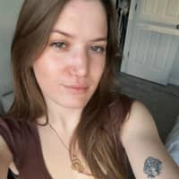 Sitter Profile Image: Hayleigh C.