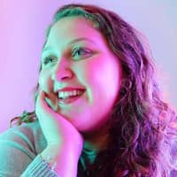 Sitter Profile Image: Nadia L.